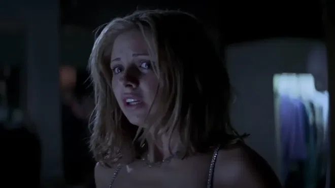 Sarah Michelle Gellar in I Know What You Did Last Summer